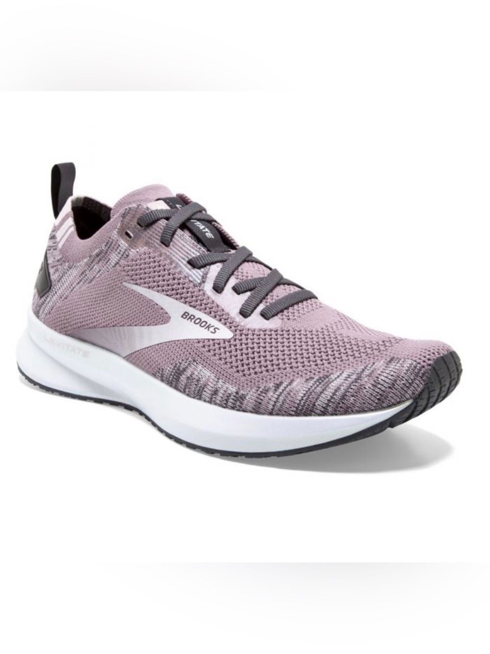 Brooks Women's levitate 4 blackened Running Shoes 9.5 medium(B)